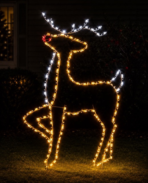 8' Standing Buck